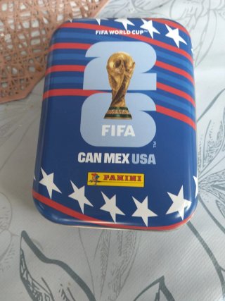 Lata Mundial 2026 + Cromos Panini