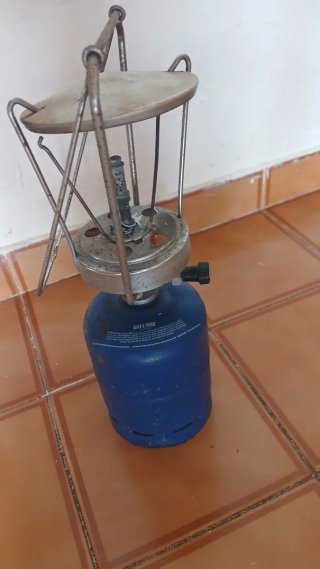 Lámpara de camping a gas
