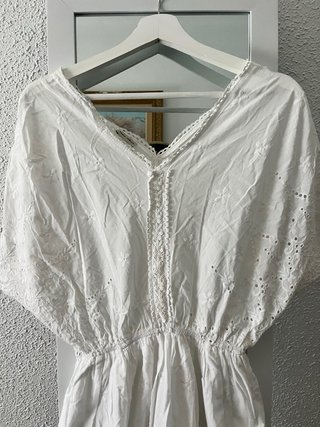 Vestido blanco bordado talla M