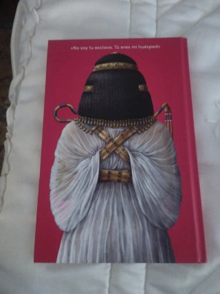 Cleopatra, ni embacaudora, ni cruel
