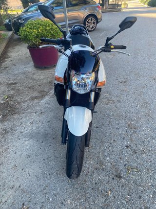 Suzuki GSR 600 2011 - 11.000 km