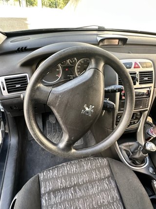 Peugeot 307 2.0 HDI 110CV 2004