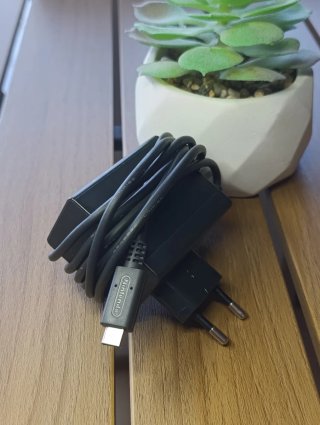 Nintendo Switch Edición Fortnite + Accesorios