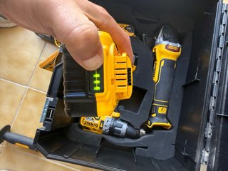 Dewalt DCD791, DCD796 + 3 Baterías DCG405