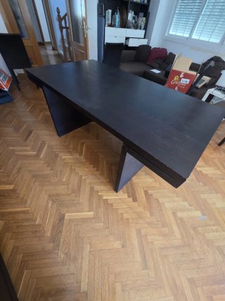 Tavolo da pranzo in legno nero + 6 sedie