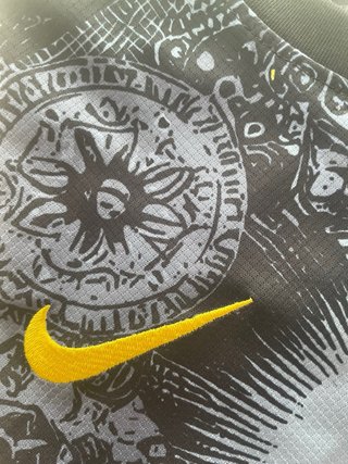 Camiseta Nike Brasil CBF Jesús Negra Dorada