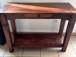 Aparador rústico de madera con cajón
