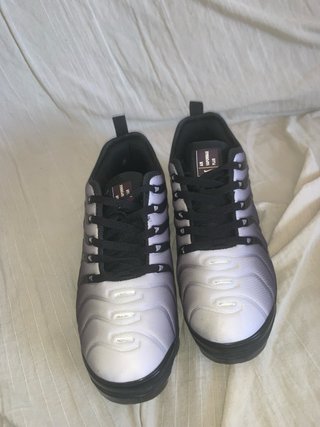 Nike Vapormax Grises y Negras Talla 41