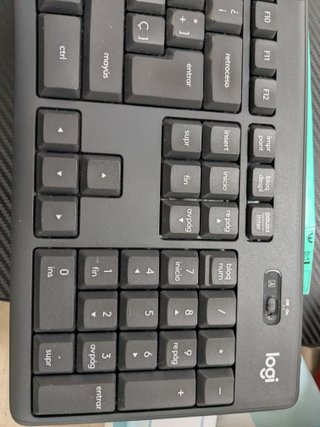Logitech MK205 Silent Wireless Combo
