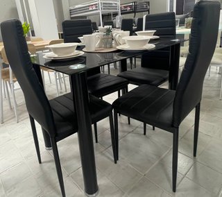 Mesa Comedor Negra + 4 Sillas Negras