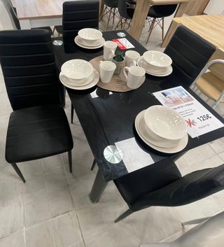 Mesa Comedor Negra + 4 Sillas Negras