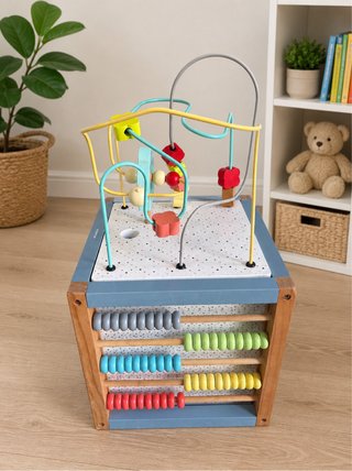 Mesa de actividades infantil con ábaco