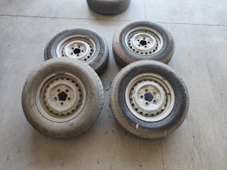 Llantas VW T3 (4 unidades) Neumáticos aceptables