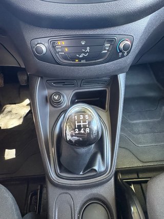 Ford Transit Courier 2016