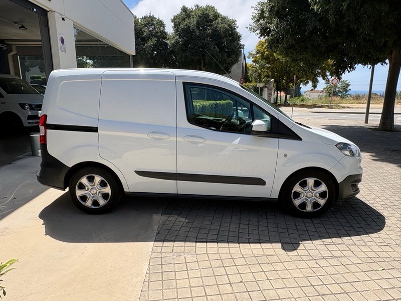 Ford Transit Courier Kombi 1.5 TDCi Ambiente 2016, foto 4