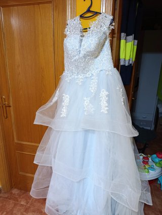 Vestido de Novia Azul Hielo Encaje