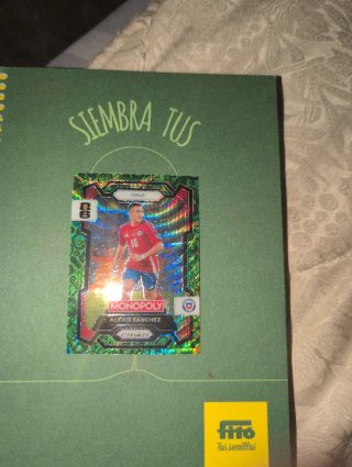 Carta Alexis Sánchez Chile Monopoly Prizm Verde