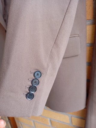 Traje Zara Marrón