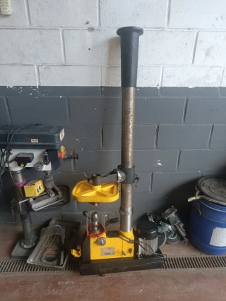 Taladro de columna ASLAK