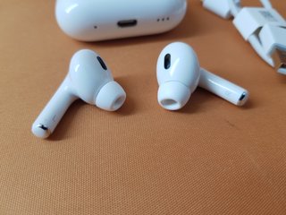 Apple AirPods Pro 2ª Gen Blancos