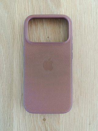 Funda iPhone 17 Pro Apple sin usar