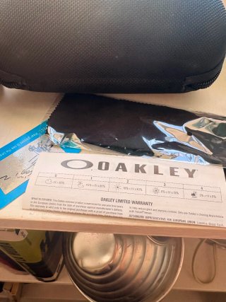 Oakley Rader glasses
