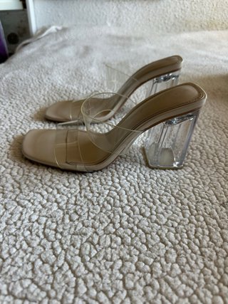 Tacones Beige Transparentes