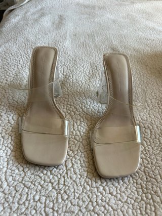 Tacones Beige Transparentes