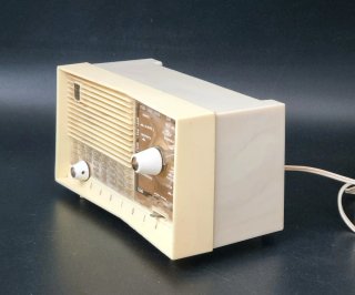 Radio Antigua Radiola R119 A funcionando 220v