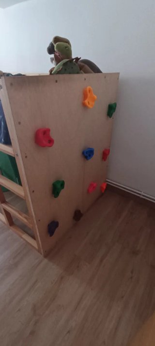 Cama KURA IKEA + Rocódromo