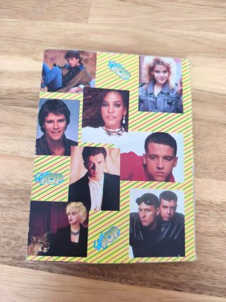 Libro personal de notas Super Pop años 80