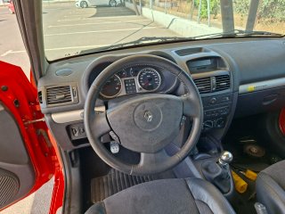 Renault Clio 2005