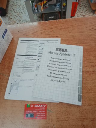 CONSOLA SEGA MASTER SYSTEMS II SIN MANDO CON CABLE