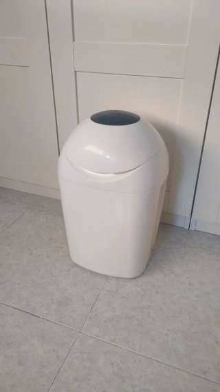 Contenedor de pañales Sangenic