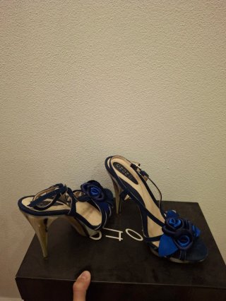 Sandali con tacco blu