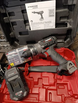 Taladro Parkside 20V + Batería 4Ah
