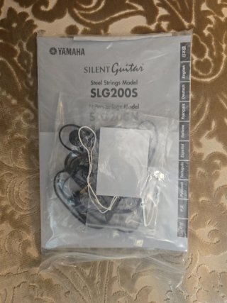Guitarra Silent Yamaha SLG200N
