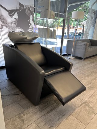 Lavacabezas Peluquería Federico Martínez Eléctrico