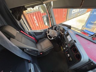 RENAULT T 520