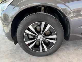 Volvo XC60 2022