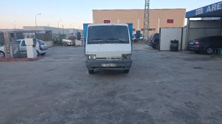 Nissan Trade 1998