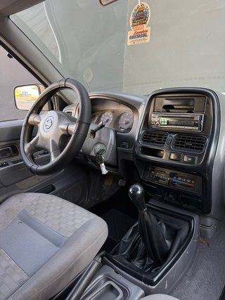 Nissan Navara PICK-UP 2.5 2003
