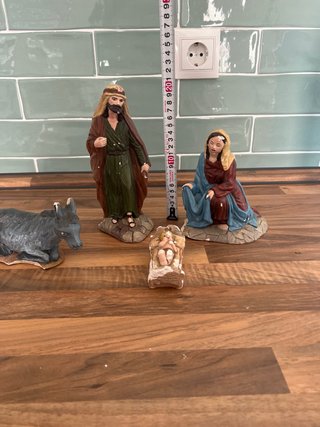 Nacimiento antiguo escayola
