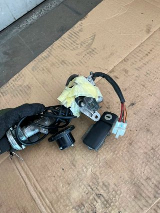 Bombín clausor Suzuki Burgman 125 200