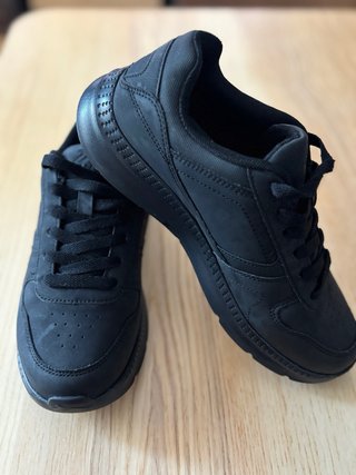 Zapatos TENTHCOM Negros