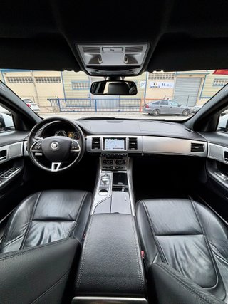 Jaguar XF 2.2 DI4 TD R-Sport Premium Luxury