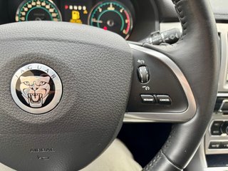 Jaguar XF 2.2 DI4 TD R-Sport Premium Luxury