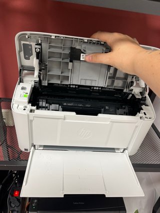 Stampante HP LaserJet M110we + Toner nuovo