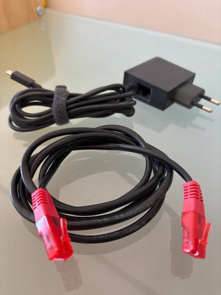 Google Chromecast Ultra 4K NC2-6A5-C + Cable LAN