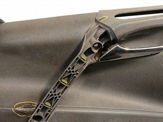 GUARNECIDO PUERTA DELANTERA IZQUIERDA MERCEDES-BE